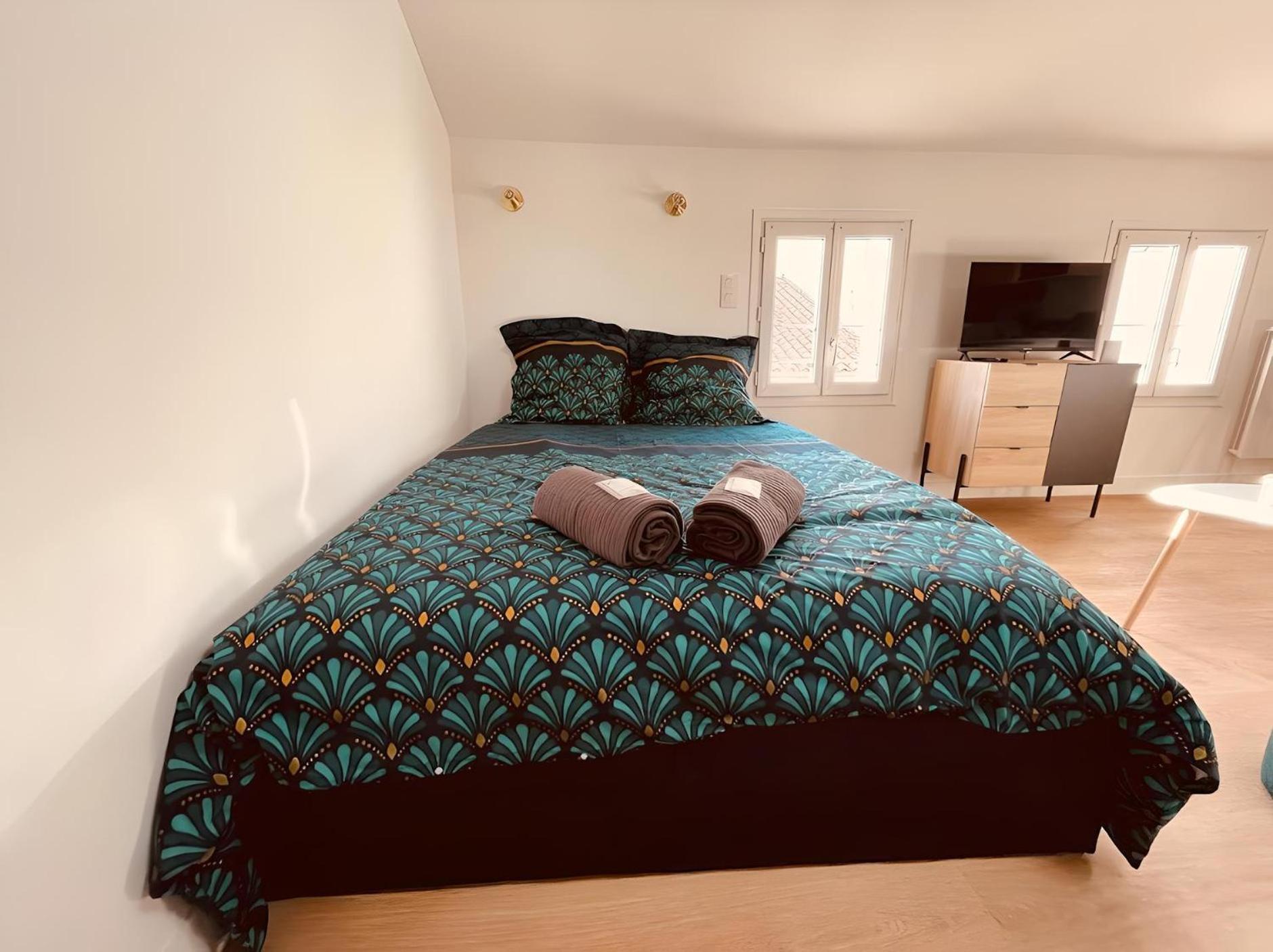 Le Gatsby Niortais - Home Homy Bagian luar foto